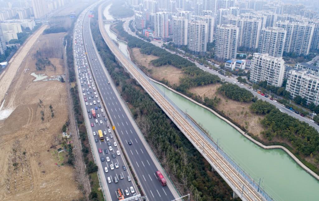 乡村交通新篇章，多地村最新道路建设新闻汇总